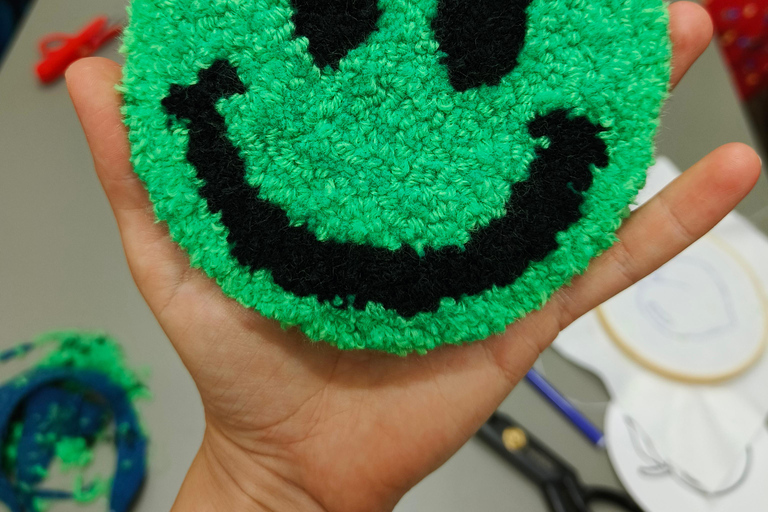 Thessaloniki: Punch Needle Workshop. Ein kreatives, lokales Erlebnis.Thessaloniki: Punch Needle Workshop. Ein kreatives, lokales Erlebnis