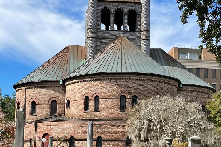Charleston: Secret Strolls Guided Walking Tour