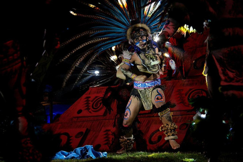 La Llorona Xochimilco : Spectacle, légendes et visite des trajinerasPetit groupe