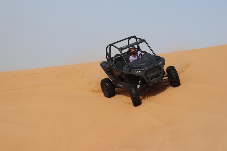 Dune Buggy Red Dune Bashing, Sand Boarding, paseo en camello, espectáculo(4h Recogida compartida) 1h Dune Buggy Sin Campamento y Cena