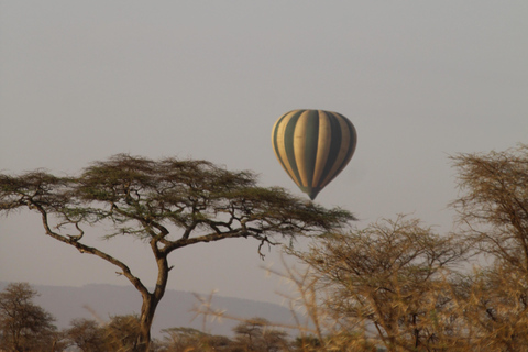 Aventura de 4 días en Camping Privado en el Serengeti