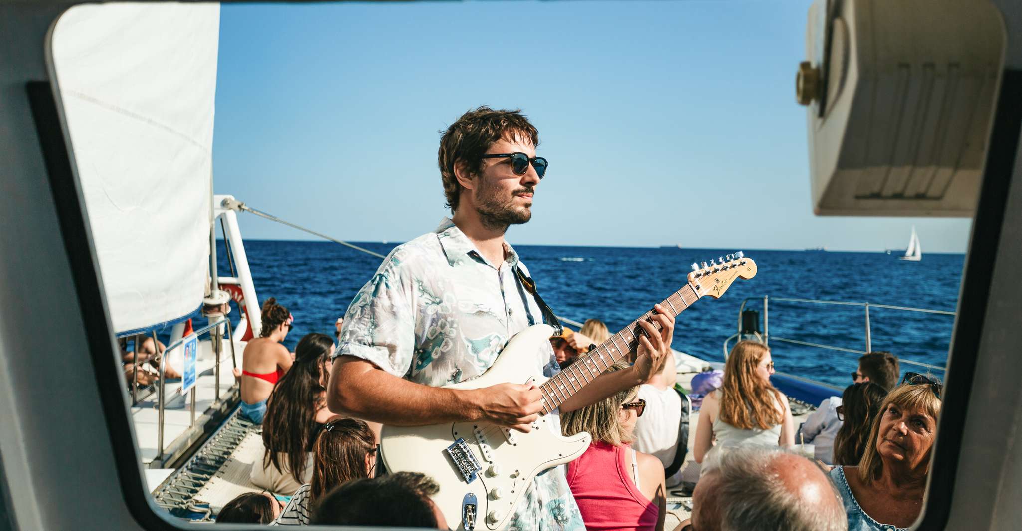 Barcelona: Sunset Catamaran Cruise with Live Music photo 9