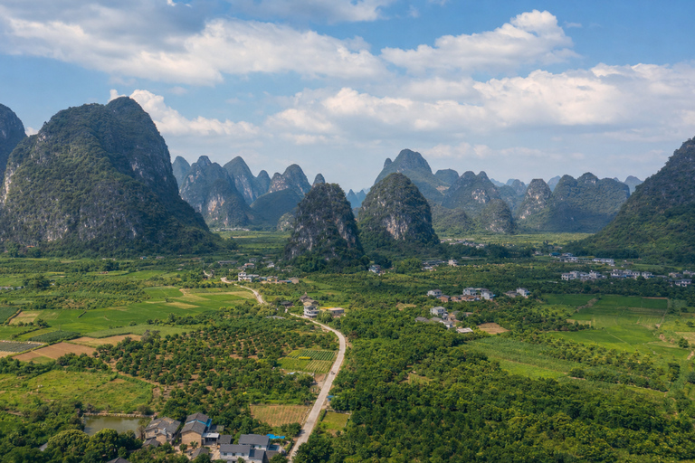 Yangshuo: Xianggong Mountain, Yulong River & Shangri-La Tour Attraction E-Ticket Bundle: No Transport and Guide