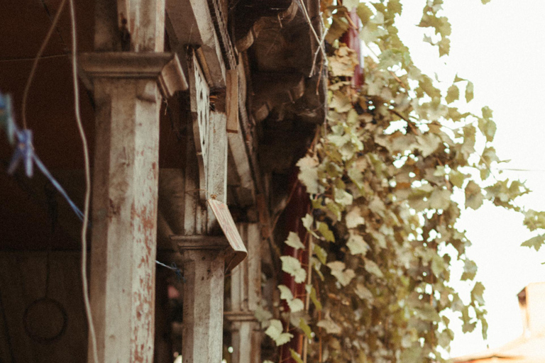 جلسة تصوير احترافية في تبليسي — صور شخصية، للأزواج والعائلاتالتقاط صور قصة الحب