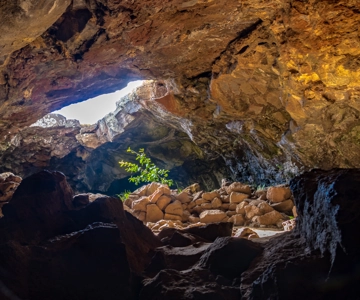 Volcanic Refuges: Excursion to Underground Civilization