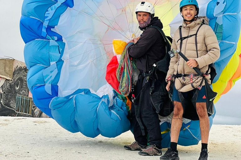 Marrakech: Parapente sobre el desierto de Agafay y vistas al monte Atlas