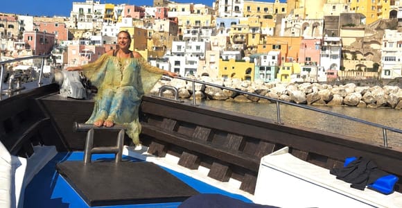 From Ischia: Full-Day Procida Boat Tour, Lunch & Free Time