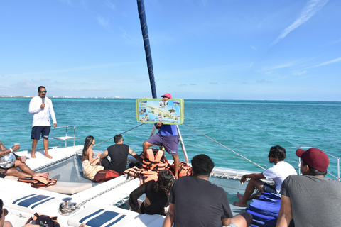 Cancun: Incredible Party on Catamaran+Open Bar-Adults Only!Cancun: Niesamowita impreza na katamaranie + otwarty bar - tylko dla dorosłych!