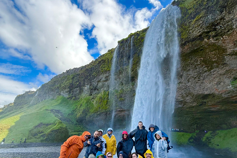 Iceland: 8-Day Ring Road Campervan Guided Tour