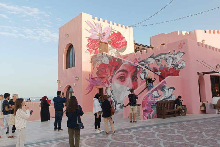 Tour pelos destaques de Doha com guia de turismo que fala alemãoTour pelos pontos turísticos de Doha com guia de turismo que fala alemão