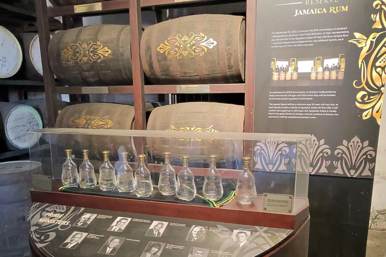 Appleton Rum experience, Pelican Bar day tour from Negril.