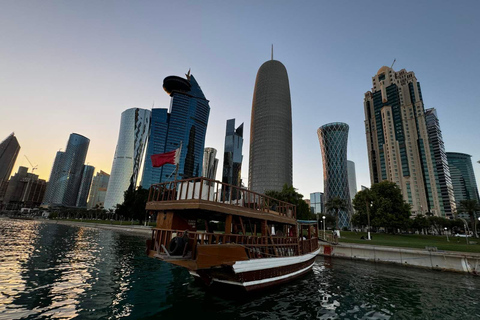 الدوحة: رحلة بحرية مسائية على متن قارب شراعي مع إطلالات بانورامية على الأفقالدوحة: رحلة بحرية على م