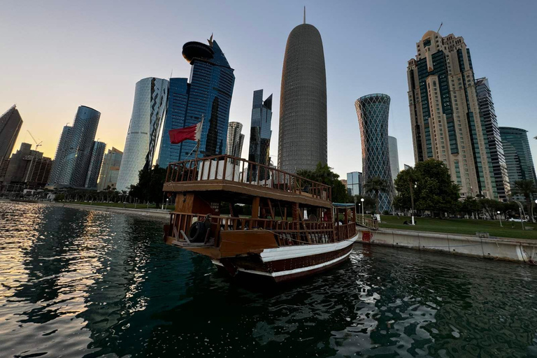 الدوحة: رحلة بحرية مسائية على متن قارب شراعي مع إطلالات بانورامية على الأفقالدوحة: رحلة بحرية على م