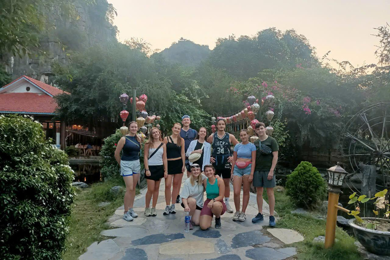 Hanoi: 2-dagars tur till Ninh Binh med boende i privathem och buss till Phong Nha