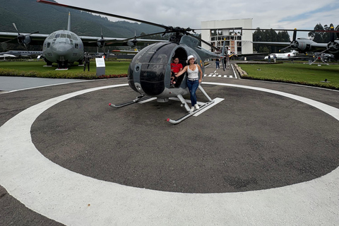 Bogotá: Jaime Duque Park and Aerospace Museum with pick-up service.