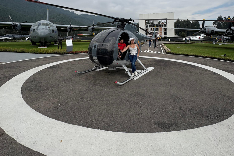 Bogotá: Jaime Duque Park and Aerospace Museum with pick-up service.