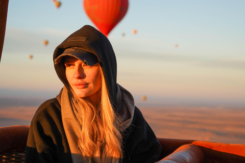 Agadir: Sunrise Flight with Breakfast and 4x4 Transport Agadir: Sunrise Balloon Ride with Breakfast and 4WD Transport