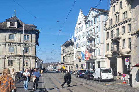 Zurich: Old Town, Lake Cruise, & Lindt Chocolate Tour