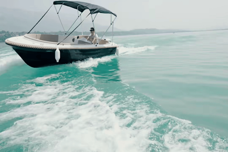 Sète: Discover the Thau basin and its beach by boat without a license