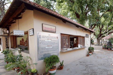 Delhi: National Crafts Museum Walking Tour With Guide & Entrance Tickets