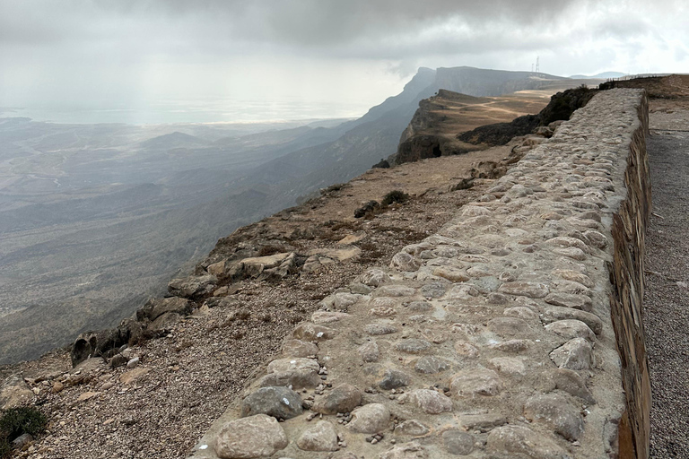 Salalah: Wadi Derbat, Jabal Samhan y Sink Hole Tour Privado