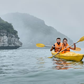 From Hanoi: Halong Bay Deluxe Full-Day Trip by Boat