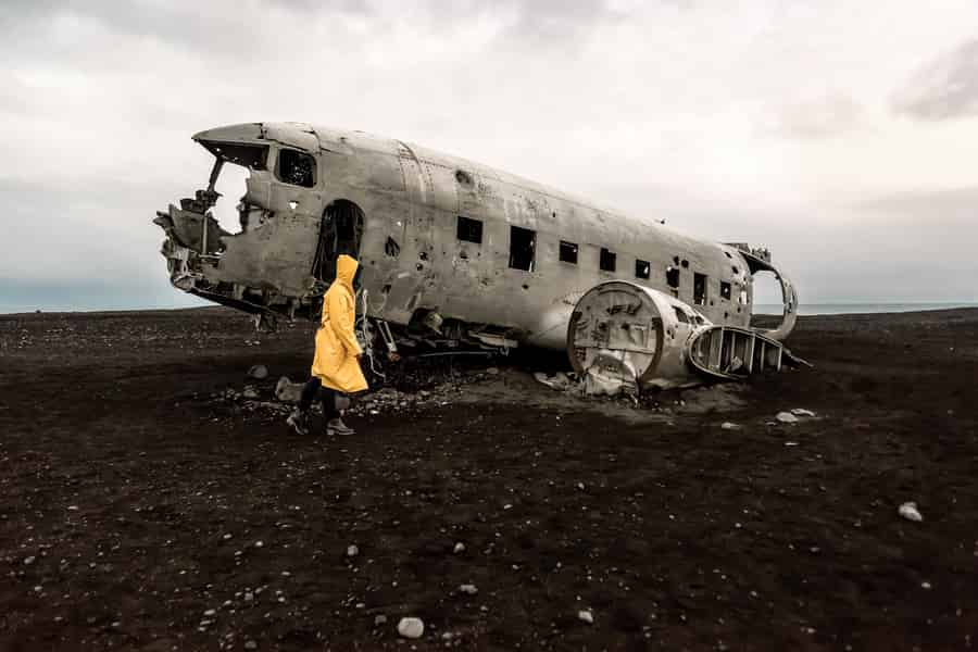 Von Reykjavik aus: Tour zur Südküste und DC-3 Flugzeugwrack. Foto: GetYourGuide Von Reykjavik aus: Tour zur Südküste und DC-3 Flugzeugwrack. Foto: GetYourGuide