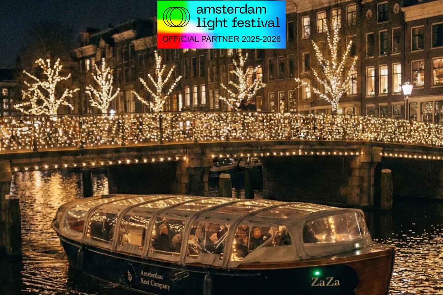 Amsterdam: Light Festival Heated Cruise & Unlimited Drinks!
