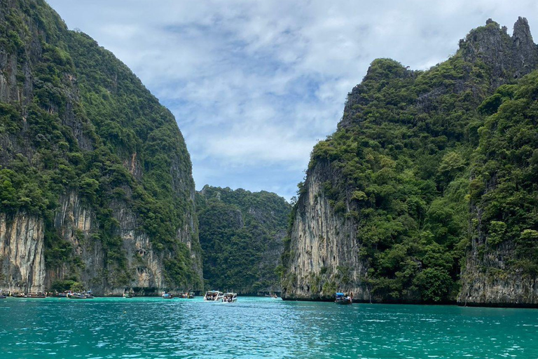 Von Phi Phi aus: Maya Bay Private Long Tail BootstourVom Phi Phi Pier: Maya Bay für 4 Stunden mit dem Privatfahrzeug