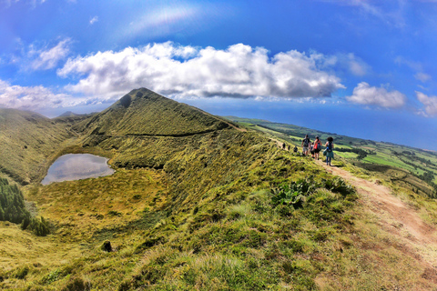 São Miguel: Sete Cidades y caminata por los lagos del cráter