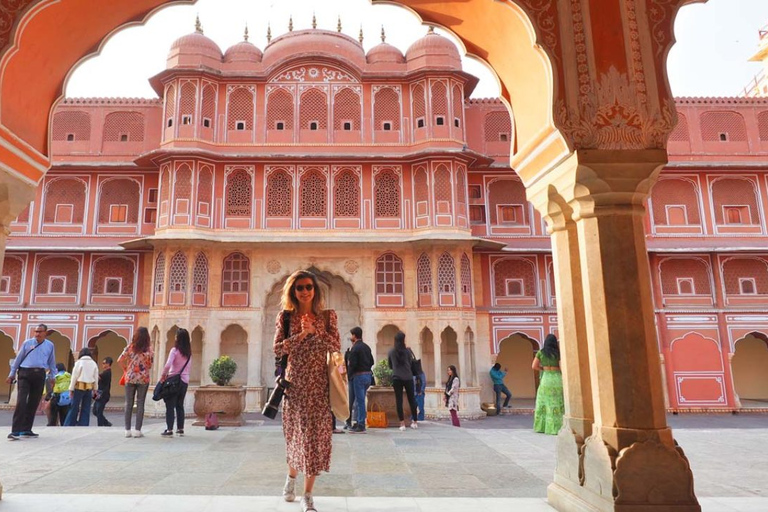 Excursión Privada de un Día a Jaipur con Almuerzo