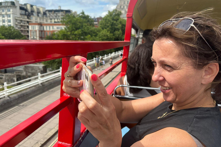 London: Vintage Bus Tour and London Eye Ticket