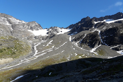Ushuaia: Martial viewpoints hiking tour
