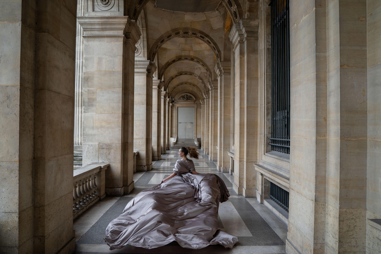 Split, Zagreb, Osijek - Séance photo en robe flottante avec JonadressZagreb : séance photo en robe flottante de 30 minutes