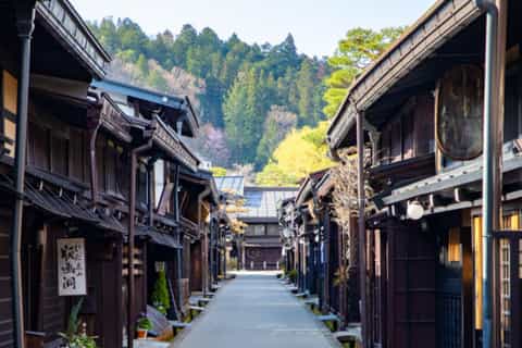 Takayama : visite matinale à pied avec pause café