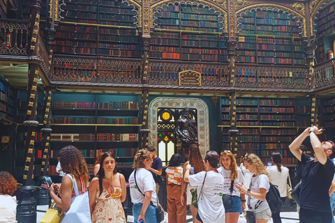 Rio de Janeiro: Historic Downtown Walking Tour with Lunch