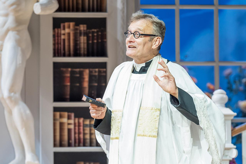 London's West End: Ticket to The Importance of Being Earnest