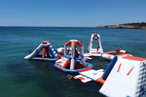 Armação de Pêra : Ticket d'entrée pour un parc aquatique gonflable