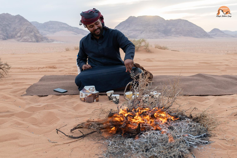 Wadi Rum: Bedouin Family Visit, Desert Safari & Dinner