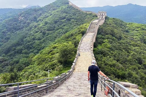 Beijing:Mutianyu/Badaling Great Wall Tour-VIP Pass&Toboggan