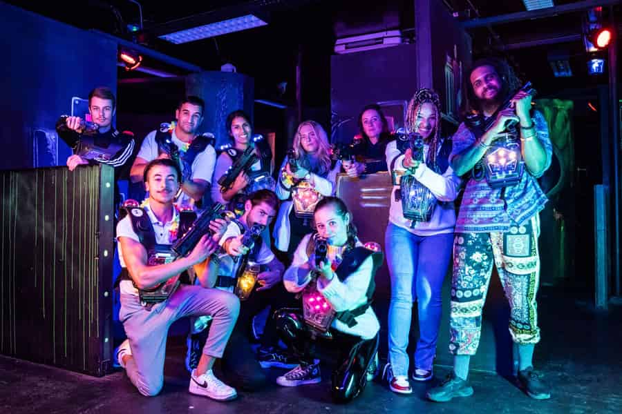 Aloha Amsterdam: Laser Tag Erlebnis. Foto: GetYourGuide Aloha Amsterdam: Laser Tag Erlebnis. Foto: GetYourGuide