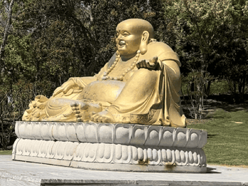 Obidos Castle and Budhha Eden Private Tour