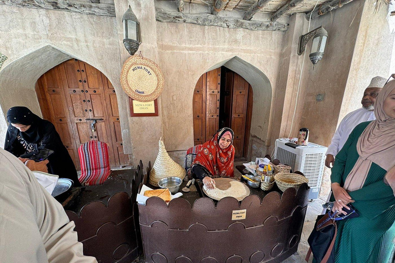 Muscat: Nizwa, Jabreen Castle & Bahla and more Sharing Tour