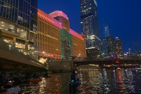 Chicago: Ghosts and Gangsters Night Kayak Tour