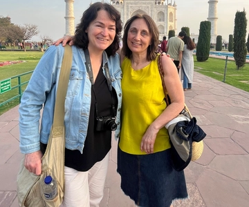 From Delhi: Private Taj Mahal & Agra Fort Sunrise Tour
