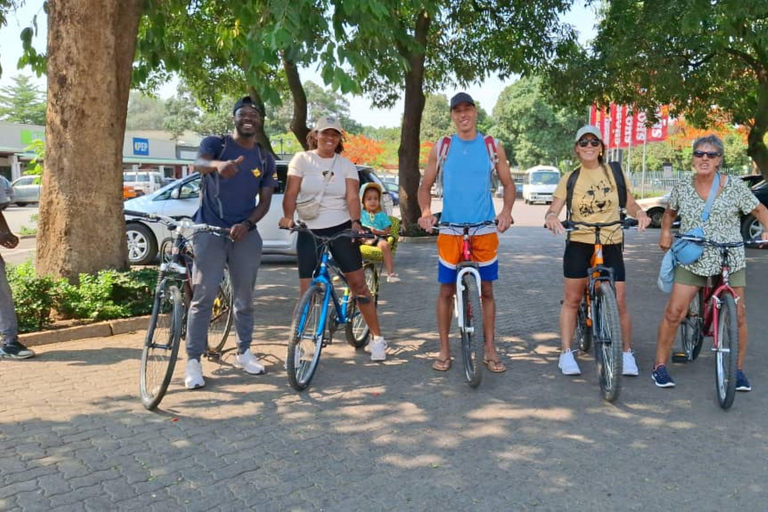 Livingstone: Mukuni Village Guided Bicycle Tour