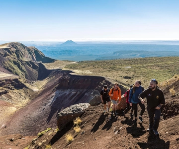 Rotorua: Mount Tarawera Volcanic Crater Half-Day Guided Walk