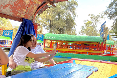 Cidade do México: Festa da Trajinera de Xochimilco com bebidas e tacos