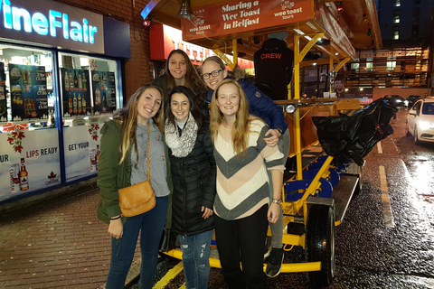 Belfast Tour en bicicleta por el centro de la ciudad con cervezaVisita por la tarde/noche