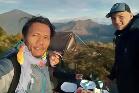 Pergasingan Hill Trek: Unveiling the Beauty of Sembalun